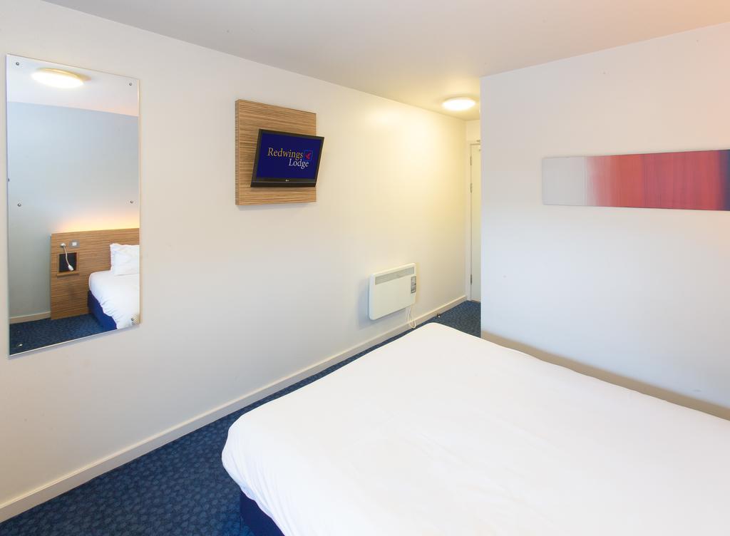 Redwings Lodge Wolverhampton Central Chambre photo